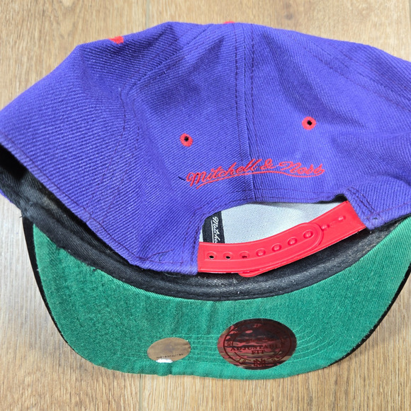 Vintage Mitchell & Ness Toronto Raptors Snapback Hat Purple Black Leather Brim - Picture 3 of 7